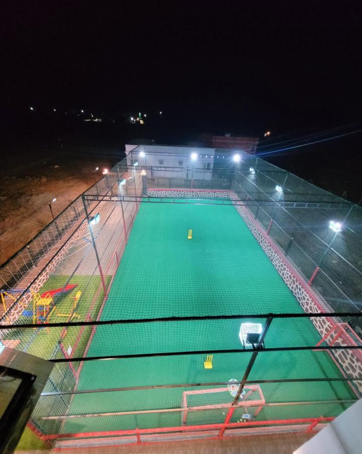 Mount Resorts Lonavala 5 Bhk Luxurious Villa With Private Pool And Full Size Cricket Football Turf Exterior foto